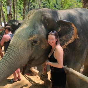 Meet your Posher, Shaely